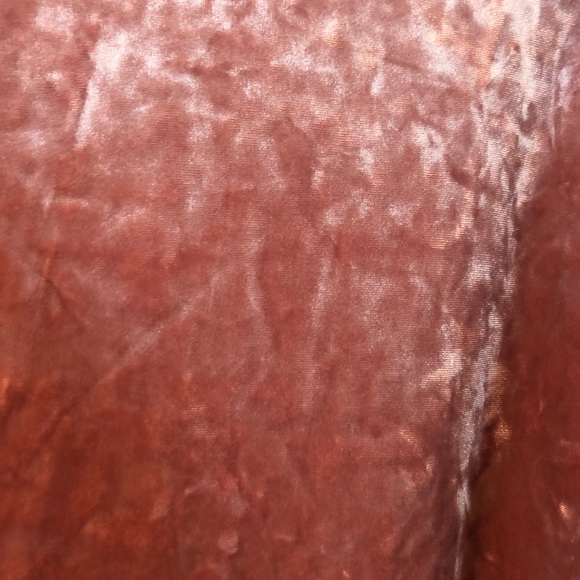 Urban Outfitters Crushed Velvet Crop Top - Picture 2 of 4